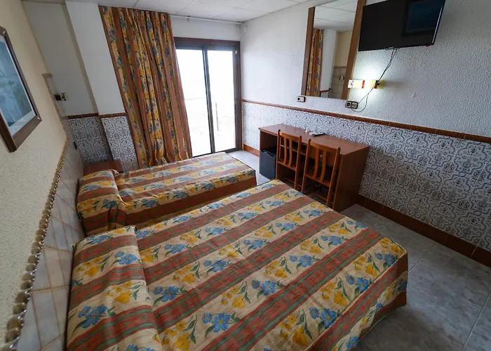 Hotel Univers 3*