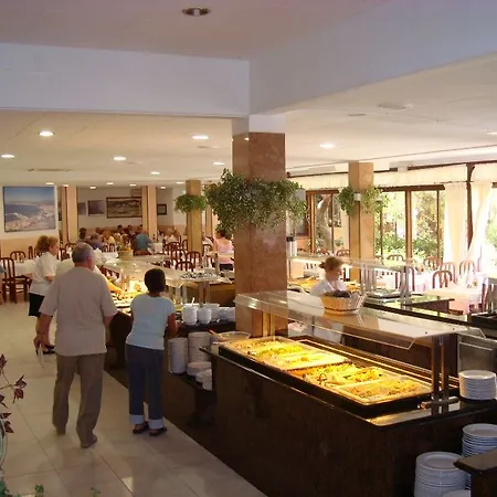 Univers Otel 3*