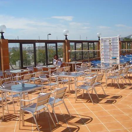 Otel Univers Roses