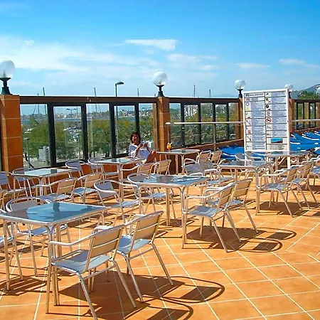 Hotel Univers 3*