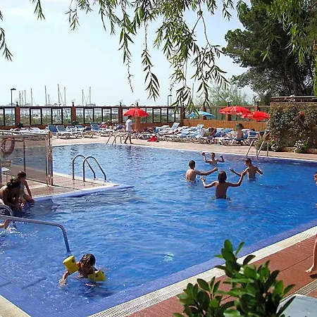 Univers Hotel 3*