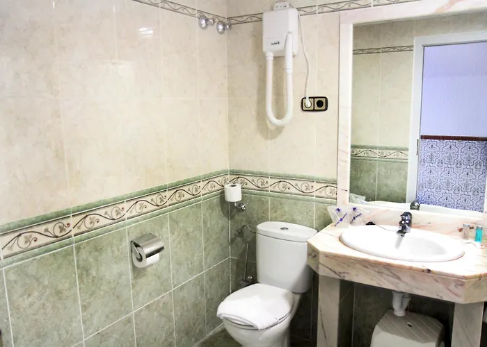 Univers Otel 3*
