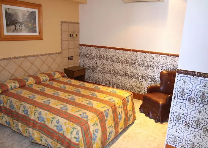 Hotel Univers Roses