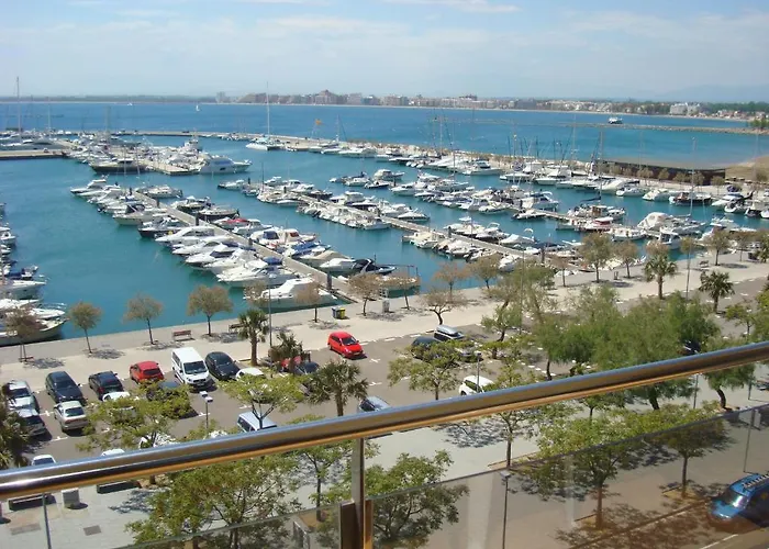 Hotel Univers 3*