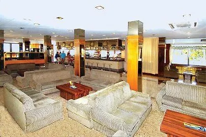Univers Hotel 3*
